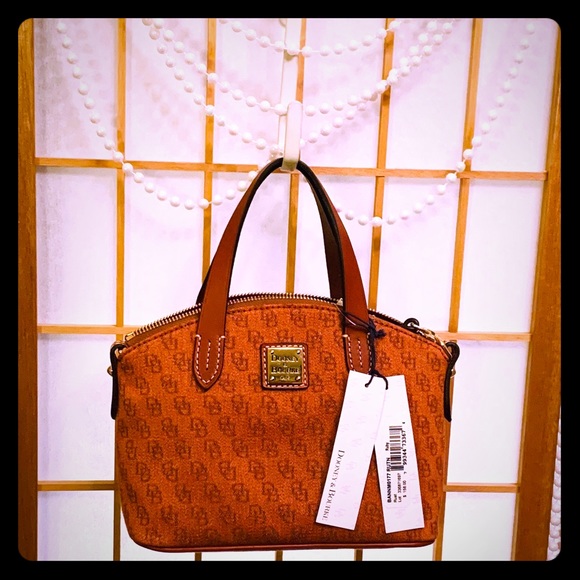 🆕 DOONEY & BOURKE SMALL RUBY PURSE - Picture 2 of 8